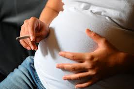 اضرار تدخين الحامل على صحه الجنين